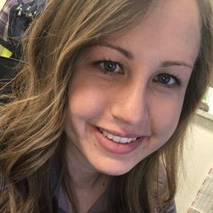 Meet your Posher, Ava